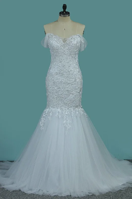 Off-The-Shoulder Mermaid Wedding Dresses Tulle With Applique Court Train Crew Neckline Sporty