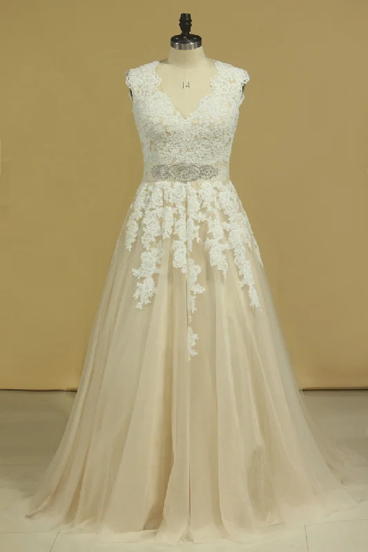 Plus Size V Neck Wedding Dresses Tulle With Applique Court Train Tulle Tunics Yoga stretchy