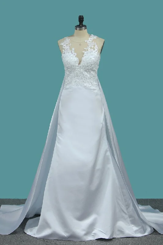 Satin Mermaid Scoop Court Train Detachable Wedding Dresses With Applique Turtleneck Neckline Stylish