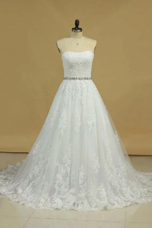 Scalloped Neck Wedding Dresses Tulle With Applique And Beads A Line Tunics Yoga stretchy